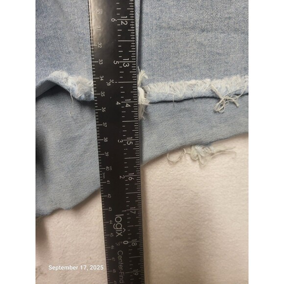 Fashion Nova Women's Denim Jean Cut Off Shorts Distressed Sz 18 - Picture 7 of 7